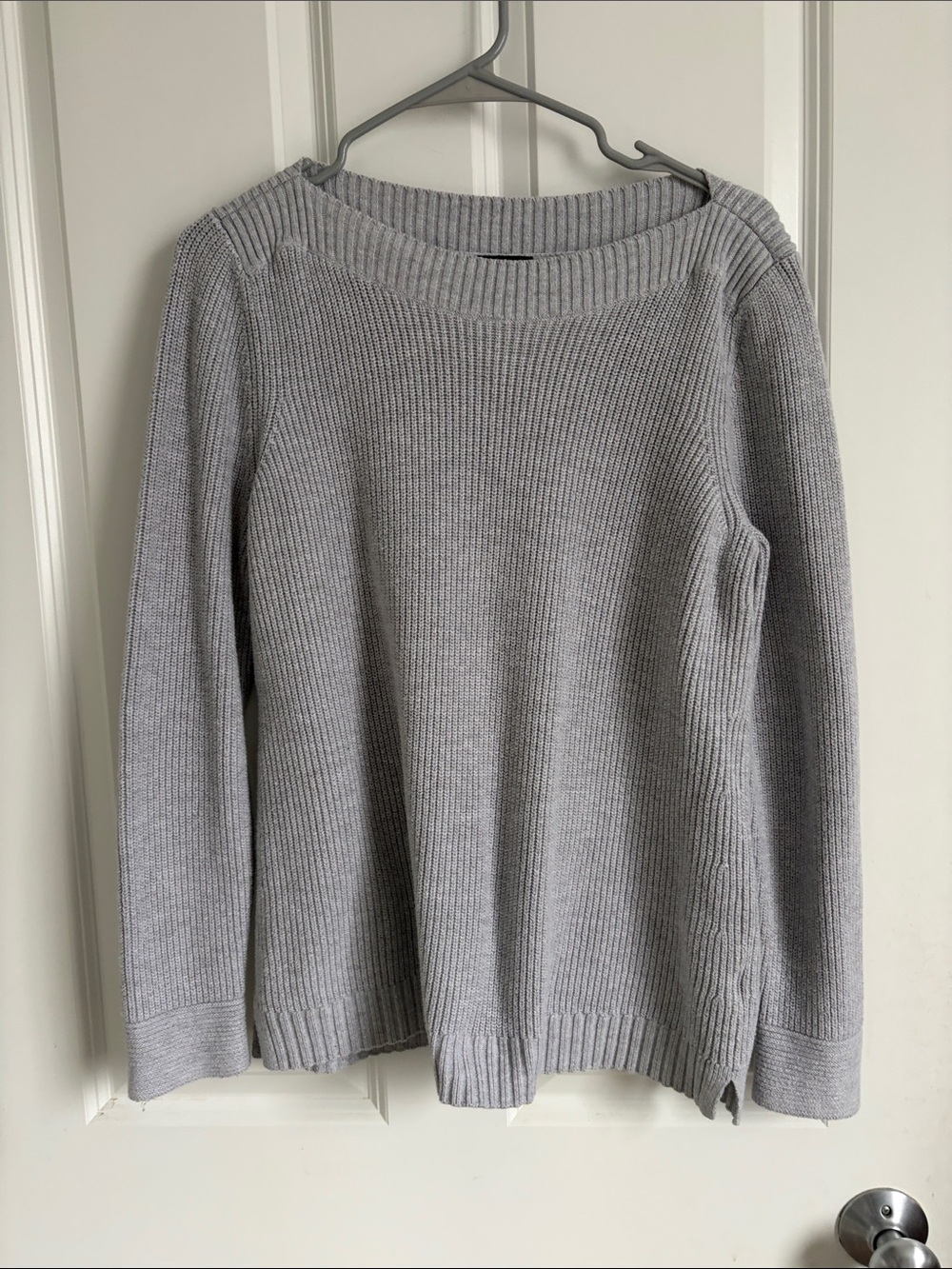 Talbots Women's Ribbed Crewneck Sweater in Light Gray